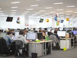 社内活性化を促進するメディアづくりのWebデザイナー募集!